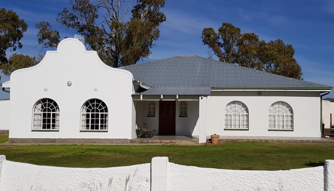 Carlton Heights Guesthouse Middelburg  Bagian luar foto