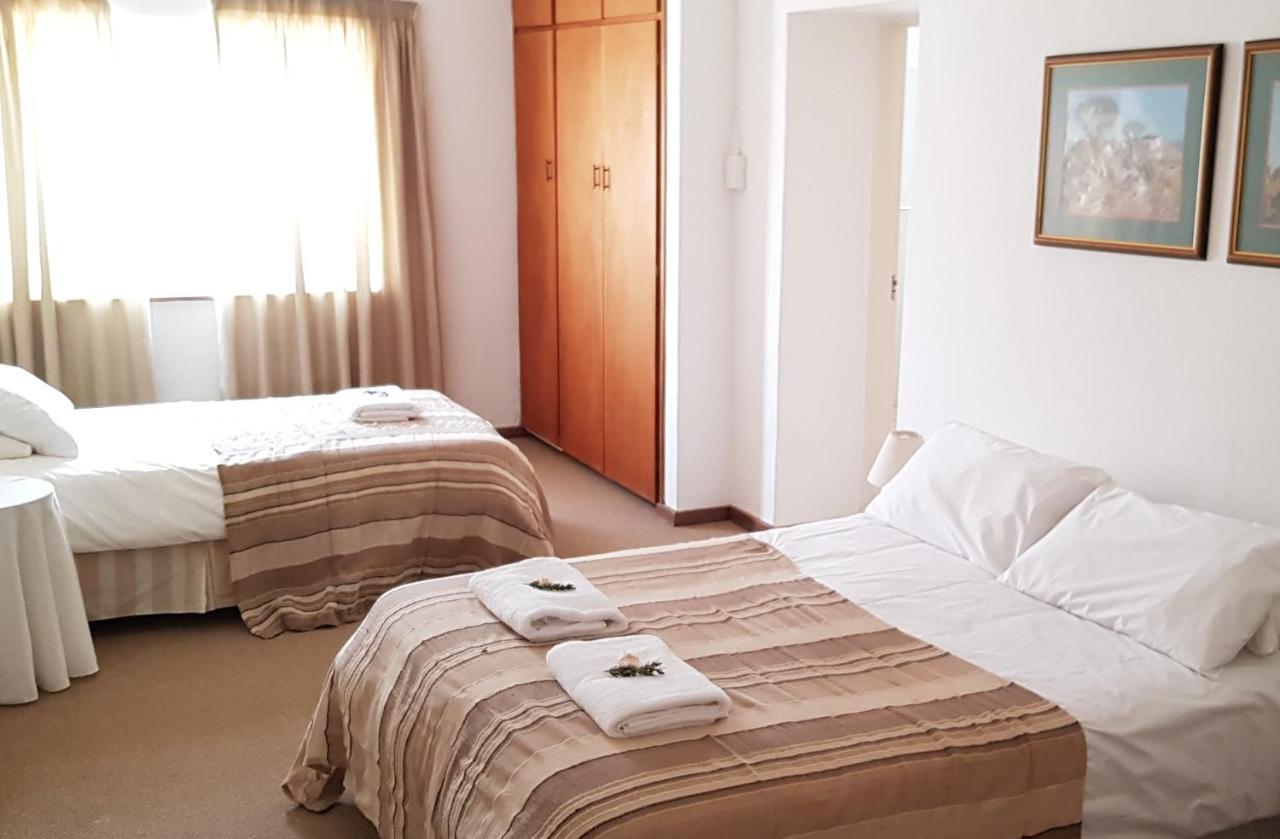 Carlton Heights Guesthouse Middelburg  Bagian luar foto